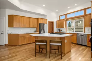 1823 145th Pl SE, Bellevue, WA 98007 - Photo 12