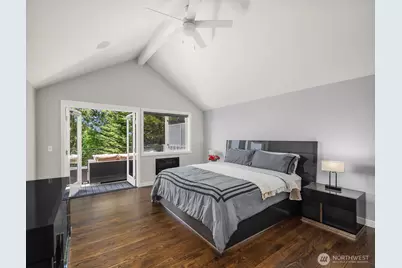 895 NW Elford Drive, Seattle, WA 98177 - Photo 10