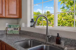 1209 36th St, Seaview, WA 98644 - Photo 6