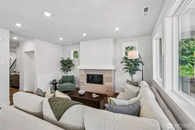 306 182nd Place SE, Bothell, WA 98012 - Photo 6