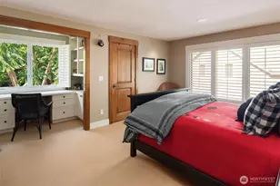 20530 SE 19th St, Sammamish, WA 98075 - Photo 22