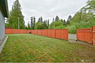 5721 208th St Ct E, Spanaway, WA 98387 - Photo 32