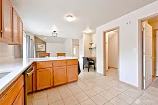 5721 208th St Ct E, Spanaway, WA 98387 - Photo 12
