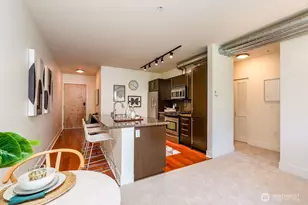 530 Broadway E, Seattle, WA 98102 - Photo 10