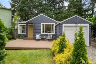 11549 8th Ave NE, Seattle, WA 98125 - Photo 2