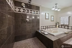 12902 210th St E, Graham, WA 98338 - Photo 8