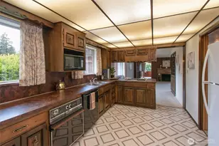 2518 S Oak St, Port Angeles, WA 98362 - Photo 8