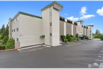 1808 S 118th Street #108, Seattle, WA 98168 - Photo 2