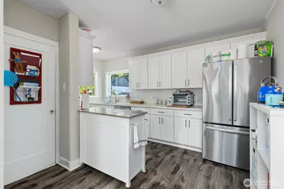 6217 S Puget Sound Avenue, Tacoma, WA 98409 - Photo 6