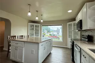 312 S Ash St, Omak, WA 98841 - Photo 12