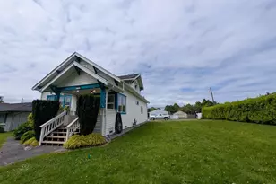 1022 Oakes Ave, Everett, WA 98201 - Photo 2