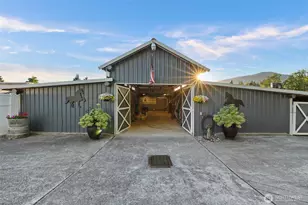 32993 Hamilton Cemetery Rd, Sedro Woolley, WA 98284 - Photo 6