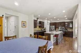 7430 NE 202nd Pl, Kenmore, WA 98028 - Photo 8