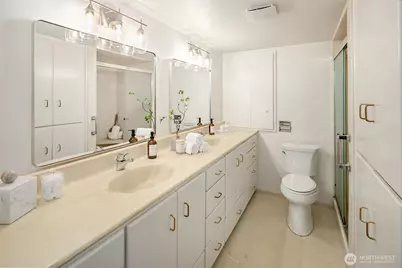 8001 Sand Point Way NE #C47, Seattle, WA 98115 - Photo 18