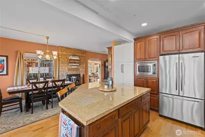 5015 L Place, Seaview, WA 98644 - Photo 10