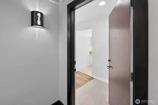 1323 Boren Ave, Seattle, WA 98101 - Photo 4