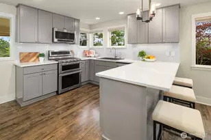 9020 26th Ave NW, Seattle, WA 98117 - Photo 6