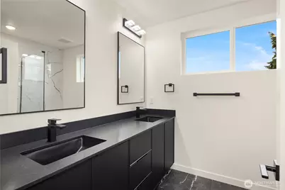 7334 25th Avenue NW, Seattle, WA 98117 - Photo 20