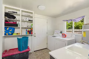 509 W Cherry St, Centralia, WA 98531 - Photo 14