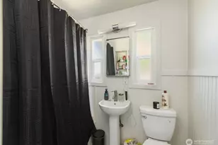 509 W Cherry St, Centralia, WA 98531 - Photo 24