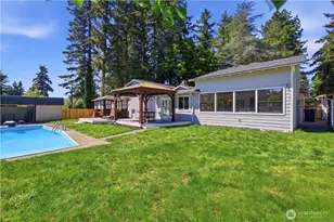 17405 18th Ave W, Lynnwood, WA 98037 - Photo 2