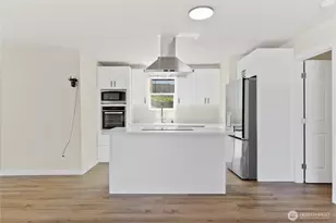 421 4th St NE, Auburn, WA 98002 - Photo 10