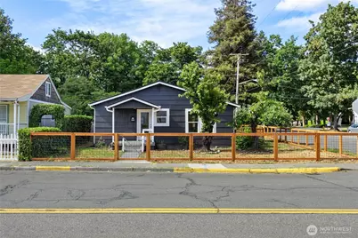 421 4th Street NE, Auburn, WA 98002 - Photo 2