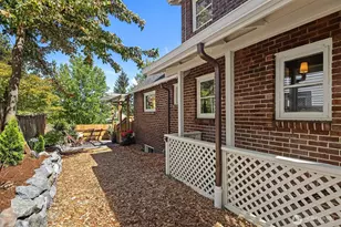 1618 NE 80th St, Seattle, WA 98115 - Photo 24