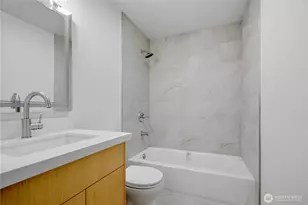 10732 Stone Ave N, Seattle, WA 98133 - Photo 12