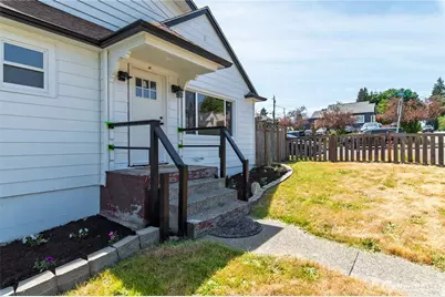 1231 4th Street, Bremerton, WA 98337 - Photo 2