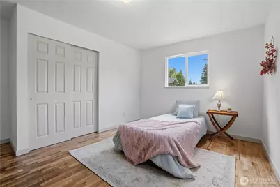 360 Tremont Street W, Port Orchard, WA 98366 - Photo 14