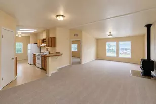 8375 Golden Valley Blvd, Maple Falls, WA 98266 - Photo 12