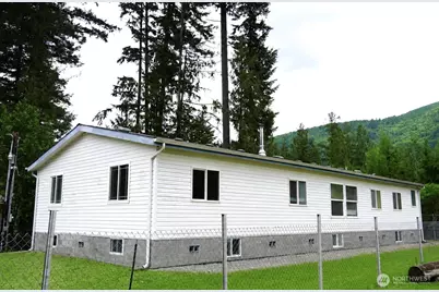 8375 Golden Valley Boulevard, Maple Falls, WA 98266 - Photo 1
