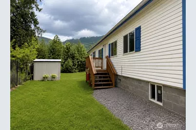 8375 Golden Valley Boulevard, Maple Falls, WA 98266 - Photo 28