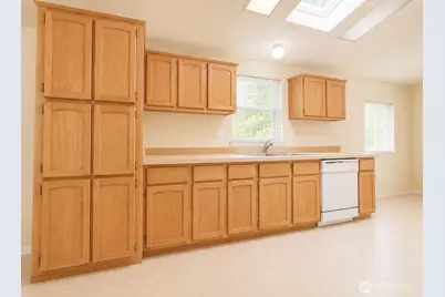 8375 Golden Valley Boulevard, Maple Falls, WA 98266 - Photo 8