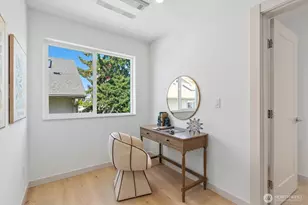 4412 Corliss Ave N, Seattle, WA 98103 - Photo 8