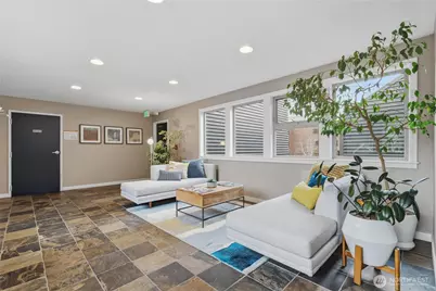 275 W Roy Street #412, Seattle, WA 98119 - Photo 14