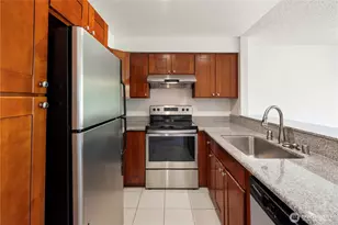 14629 NE 35th St, Bellevue, WA 98007 - Photo 8