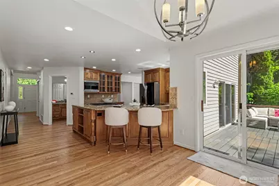 23405 SE 27th Court, Sammamish, WA 98075 - Photo 12