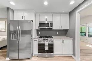 909 30th St NW, Gig Harbor, WA 98335 - Photo 14