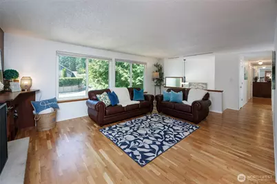 12822 NE 68th Street, Kirkland, WA 98033 - Photo 4
