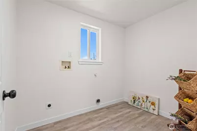 8418 S Thompson Avenue, Tacoma, WA 98444 - Photo 22