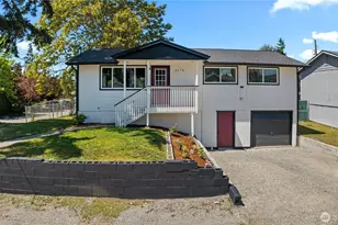 8418 S Thompson Ave, Tacoma, WA 98444 - Photo 2