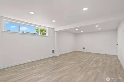 8418 S Thompson Avenue, Tacoma, WA 98444 - Photo 30