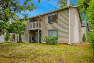20030 66th Pl W, Lynnwood, WA 98036 - Photo 1