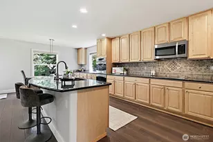 20106 101st St E, Bonney Lake, WA 98391 - Photo 8