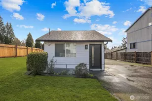 1747 NE 147th St, Shoreline, WA 98155 - Photo 2