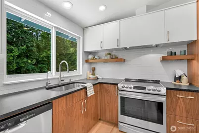 803 Timberlake Way, Bellingham, WA 98229 - Photo 14