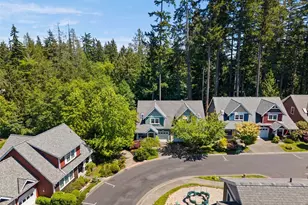 1328 Stonecress Ln NE, Bainbridge Island, WA 98110 - Photo 4