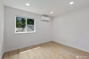 2126 E Grand Ave, Everett, WA 98201 - Photo 10